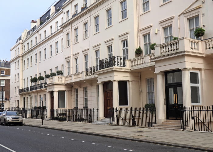 find a luxury property london